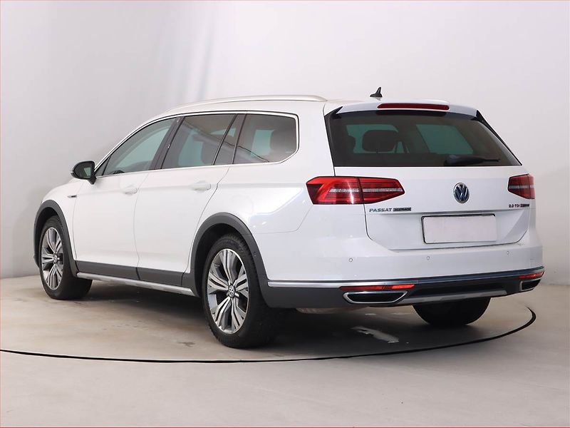 Volkswagen Passat (2016) Alltrack 2.0 TDI, 4X4 - fotka 4 z 19