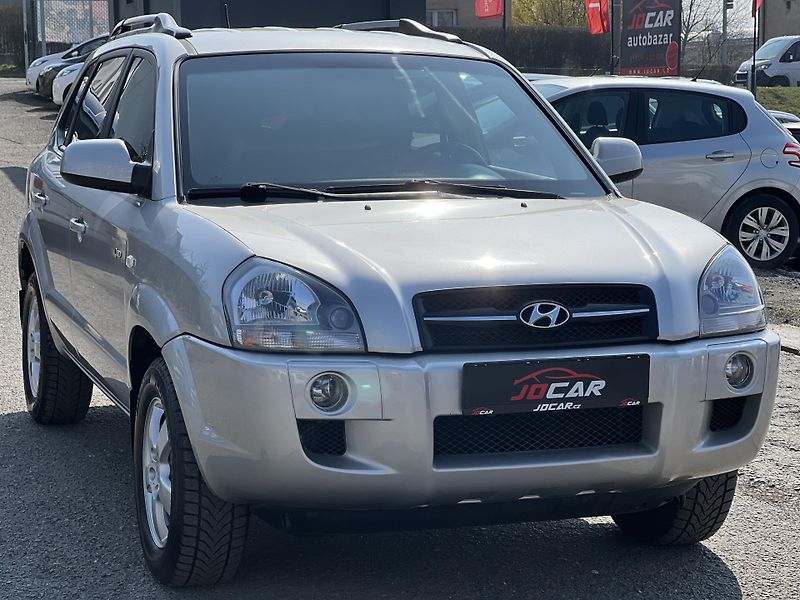 Hyundai Tucson 2.0CRDi 4x4 KLIMATIZACE ALU - fotka 3 z 35