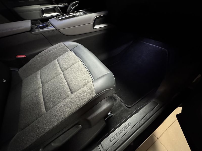 Citroën C5 Aircross (2021) Plug In Hybrid 225ps Business  - fotka 26 z 34