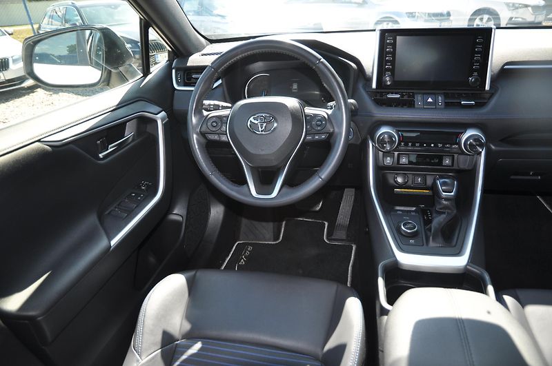 Toyota RAV4 2.5 Hybrid 131kW 4x4 Kůže - fotka 5 z 21