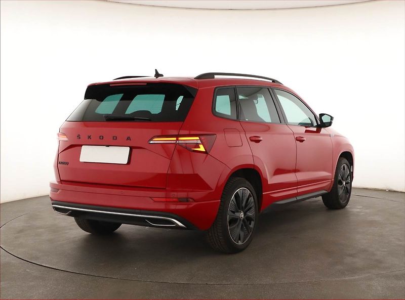 Škoda Karoq (2023) Sportline 1.5 TSI - fotka 5 z 21