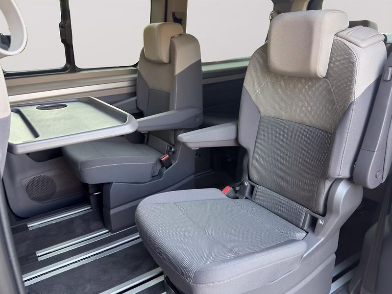 Volkswagen Multivan eHybrid 4M Long ACC KESSY Taž - fotka 17 z 19