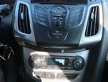 Ford Focus (2011) 1.6 TDCi, po STK, Tažné - náhled 12
