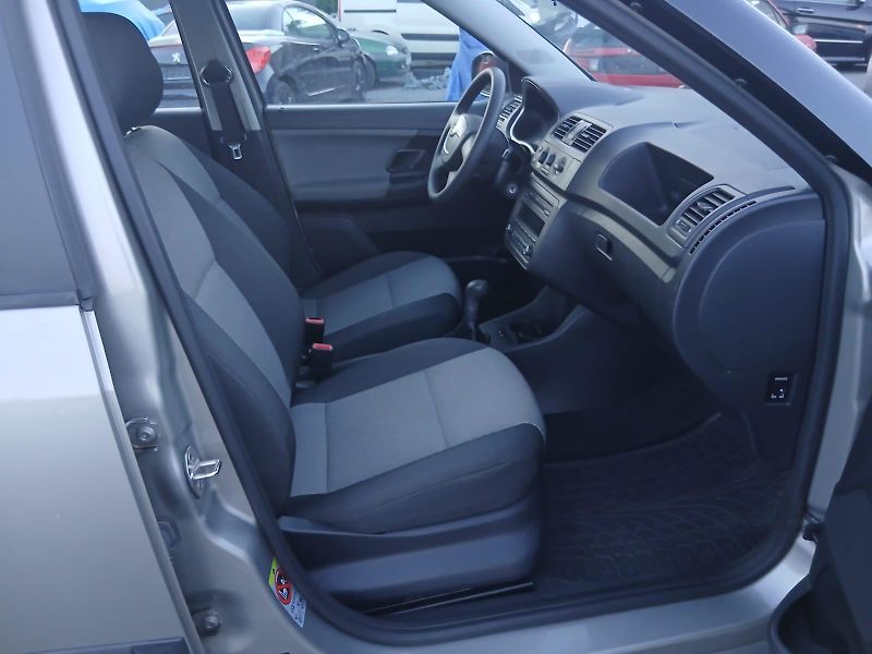 Škoda Fabia 1.2 TSI, facelift - fotka 33 z 33