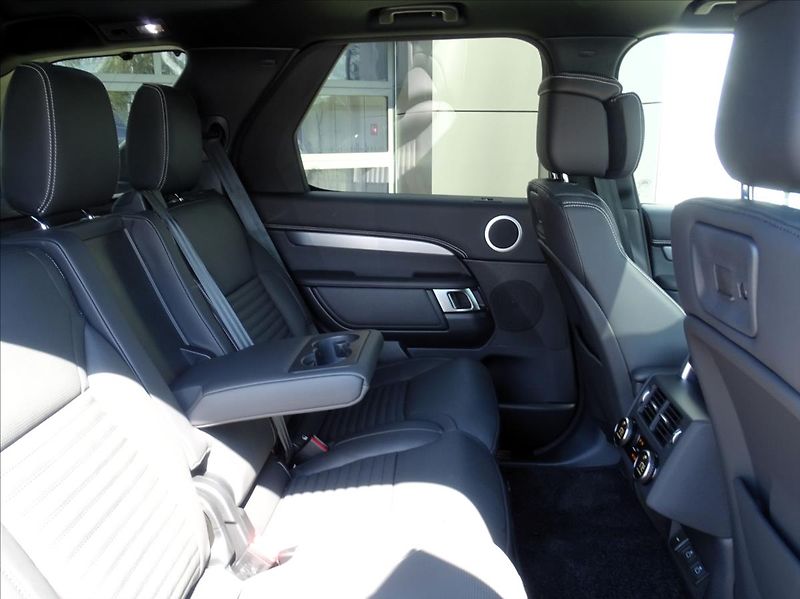 Land Rover Discovery (2026) 3,0 D350 TEMPEST Edition* - fotka 24 z 26