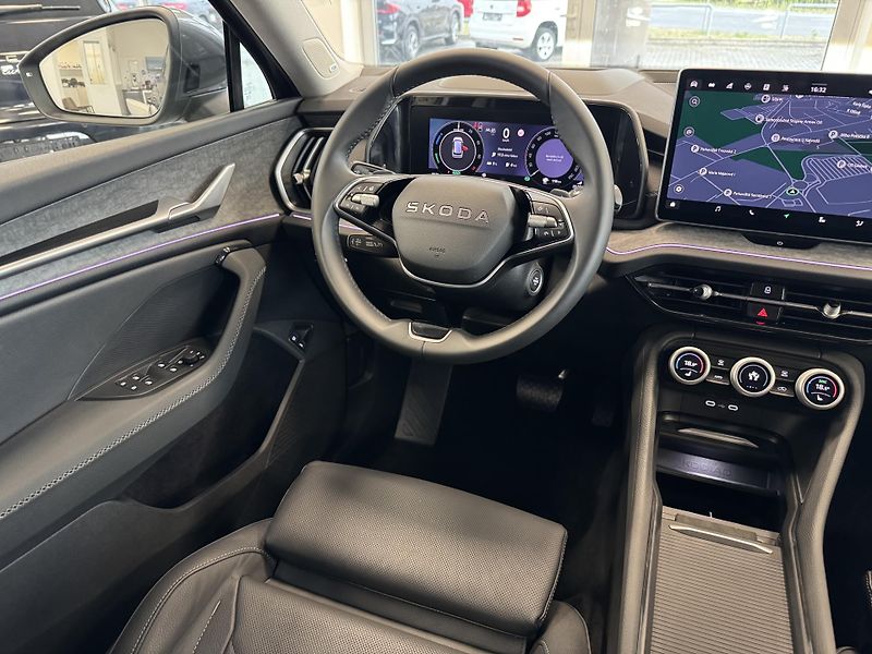 Škoda Kodiaq (2025) 1,5TSi DSG MHEW CANTON TAŽNÉ - fotka 11 z 47