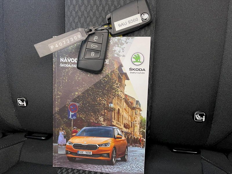 Škoda Fabia (2023) 1.0 TSI 81kW Style Plus - fotka 30 z 31