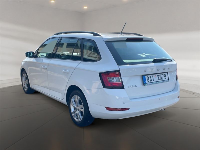 Škoda Fabia 1,0 TSI 70 Ambition - fotka 4 z 11