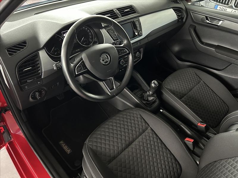 Škoda Fabia 1,0   MPI,DRIVE,SERVISKA,2.MAJ - fotka 7 z 28