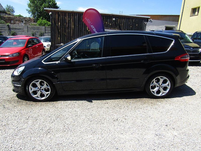Ford S-MAX (2011) TITANIUM S 2.0 TDCi - fotka 3 z 44