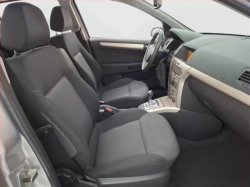 Opel Astra (2007) 1.4 16V, Automat - fotka 9 z 16