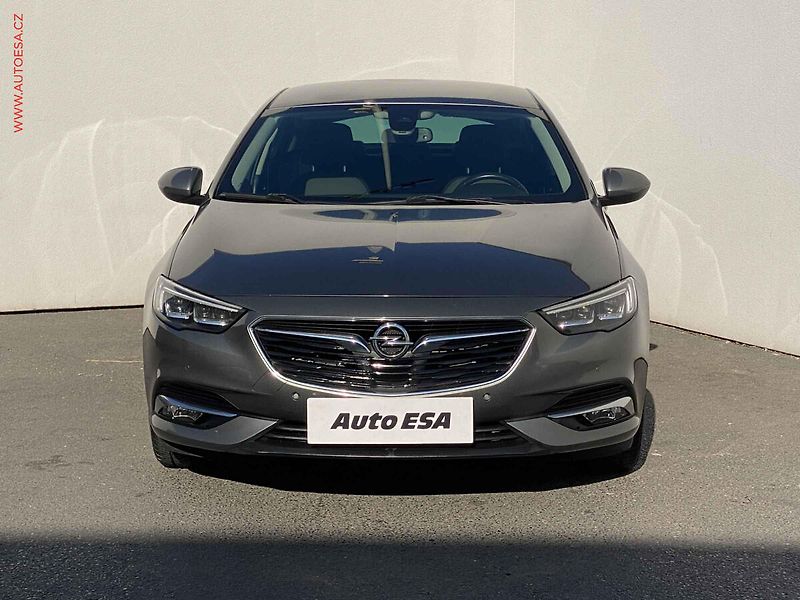 Opel Insignia (2017) 1.5 T, LED, navi, headUP - fotka 2 z 19
