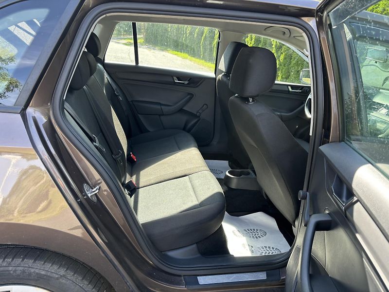 Škoda Rapid (2019) 1.0tsi nové rozvody př. brzdy  - fotka 21 z 24