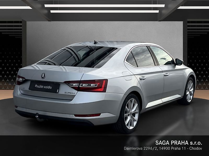 Škoda Superb 2.0 TDI Style - fotka 4 z 18