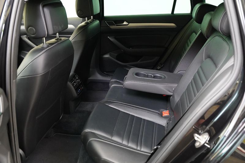 Volkswagen Passat - fotka 23 z 25