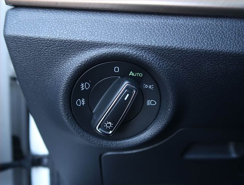 Škoda Scala (2023) Style 1.0 TSI, ČR,1.maj - fotka 18 z 20