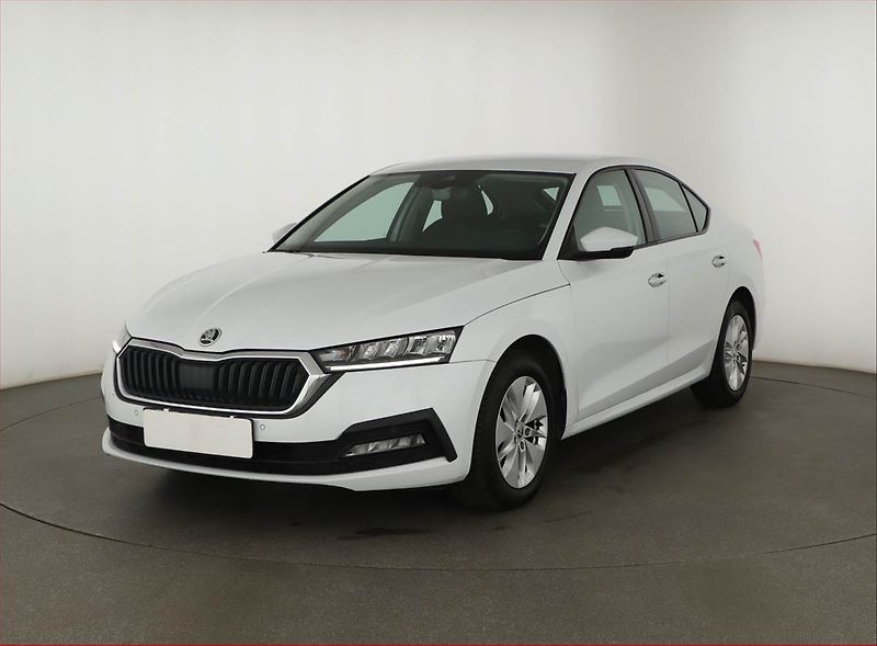 Škoda Octavia (2021) Ambition 2.0 TDI, ČR,1.maj - fotka 2 z 17
