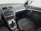 Škoda Octavia (2011) 1.6 TDI, Tempomat - náhled 8