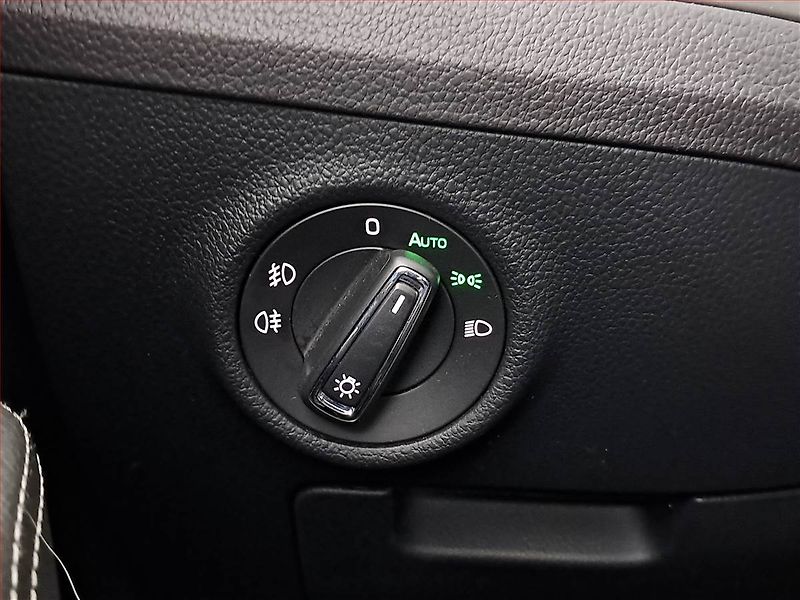 Škoda Superb (2019) 2.0 TDI, Automat, Tempomat - fotka 19 z 19