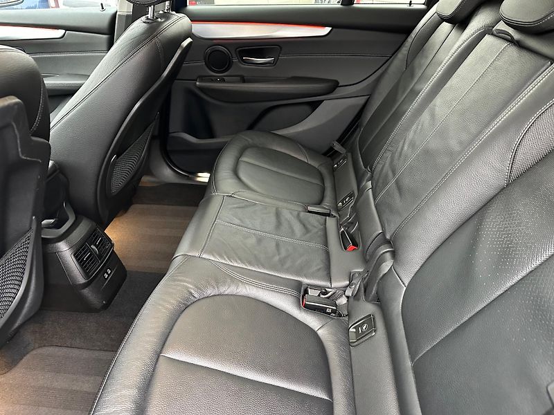BMW Řada 2 (2021) 216d GT Luxury -CZ- 1.Majitel - fotka 18 z 21