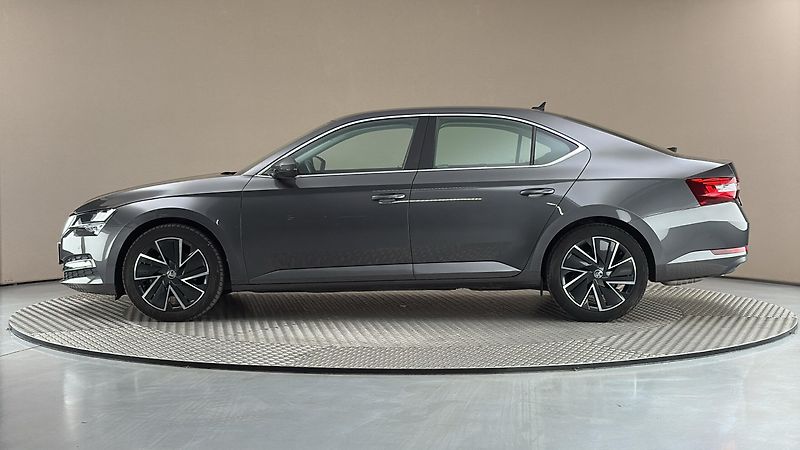 Škoda Superb 2.0 TDI DSG 4x4 Style - fotka 4 z 25