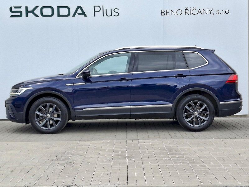 Volkswagen Tiguan (2022) Allspace Life DSG 4x4 2,0TDi 1 - fotka 3 z 35