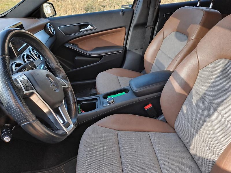 Mercedes-Benz GLA 2,1   220 CDI 4MATIC - fotka 7 z 9