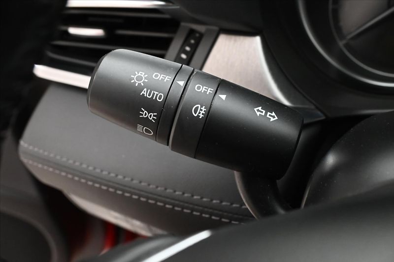 Mazda 6 2,0 SkyActiv-G 121 kW Záruka a - fotka 26 z 30