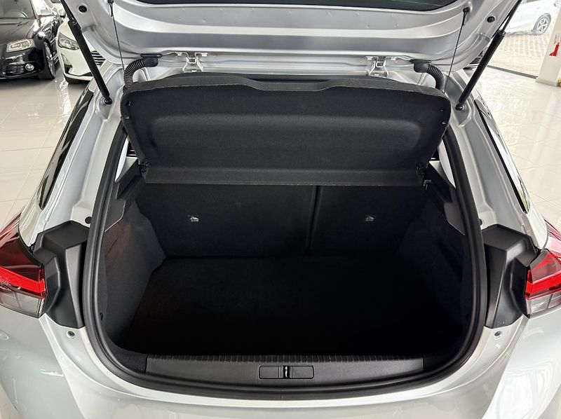 Opel Corsa (2024) - fotka 18 z 30