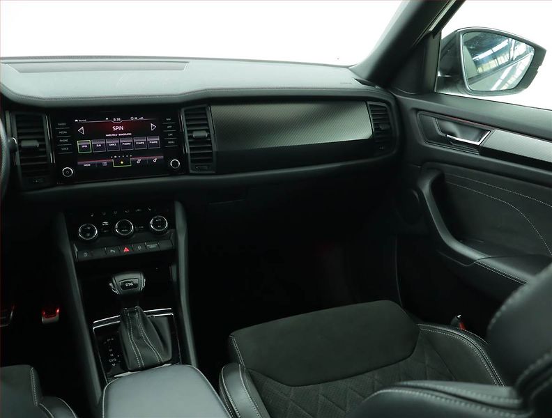 Škoda Kodiaq (2022) Sportline 1.5 TSI - fotka 8 z 18