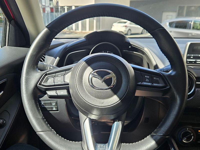 Mazda 2 1,5L SKYACTIV-G 55kW, ČR,1.maj - fotka 16 z 32