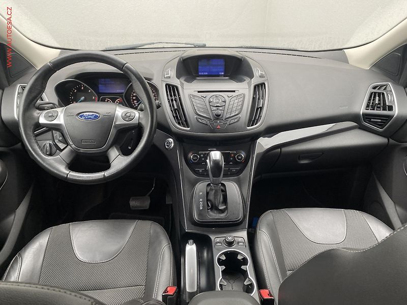 Ford Kuga (2013) 2.0 TDCi 4x4, ČR, Titanium - fotka 8 z 16