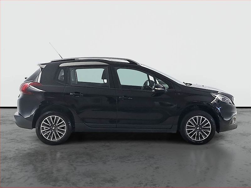 Peugeot 2008 (2019) 1.2 PureTech, Serv.kniha - fotka 6 z 17