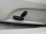 Ford Mondeo 2,5 i V6 24V Ghia Automat - náhled 25