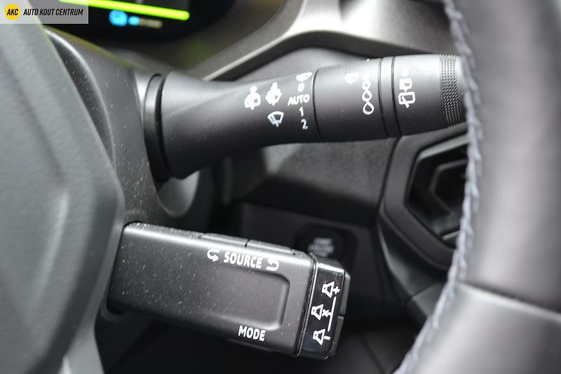Dacia Bigster JOURNEY HYBRID 155 - fotka 52 z 61