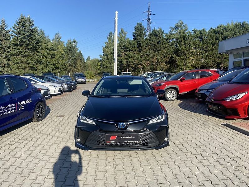 Toyota Corolla 1.8 Hybrid CVT Style - fotka 2 z 27