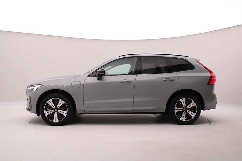 Volvo XC60 T6 AWD PLUG-IN PLUS DARK - fotka 8 z 54