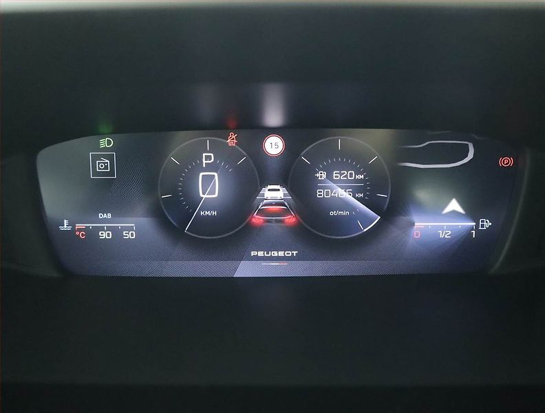 Peugeot 308 (2023) Allure 1.2 PureTech, Automat - fotka 11 z 20