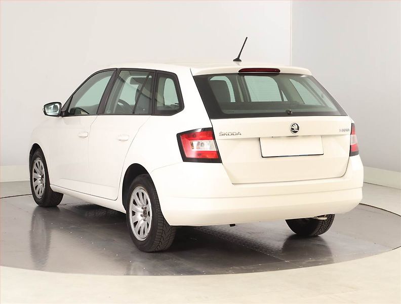 Škoda Fabia (2015) 1.0 - fotka 4 z 17