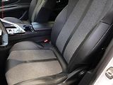 Peugeot 3008 (2019) 1.2PT, Allure, AT, navi - náhled 9