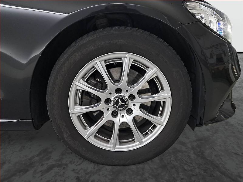 Mercedes-Benz Třídy C (2018) C 200 d, Automat, Serv.kniha - fotka 15 z 20