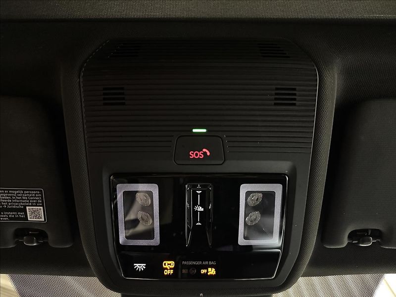 Volkswagen ID.4 150kW DCC MAX 1ST PLUS PRO PF. - fotka 31 z 47