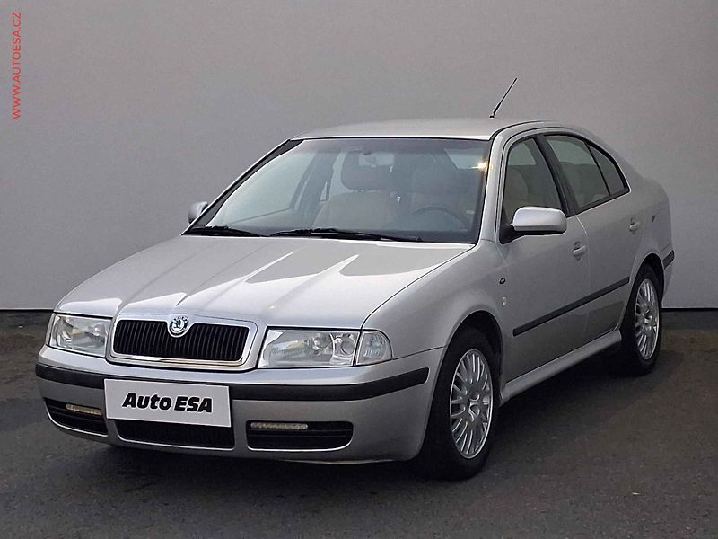 Škoda Octavia (2001) 1.9TDi, 2.maj,ČR, servis - fotka 3 z 16