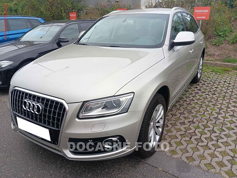 Audi Q5 (2012) 2.0TDi Quattro, 1.maj,ČR, AT - fotka 1 z 3