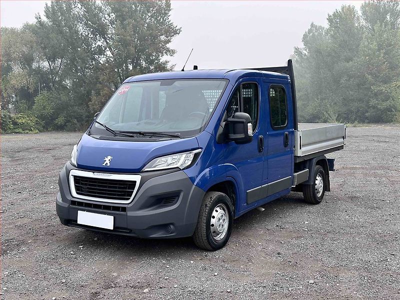 Peugeot Boxer (2017) 2.0 BlueHDi, Valník - fotka 2 z 12