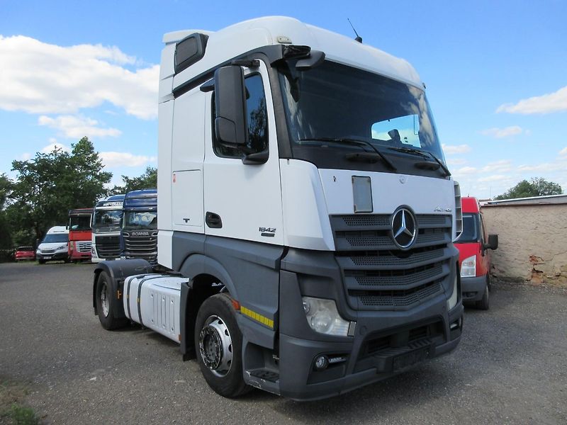 Mercedes-Benz Actros 1842 standard - fotka 2 z 21