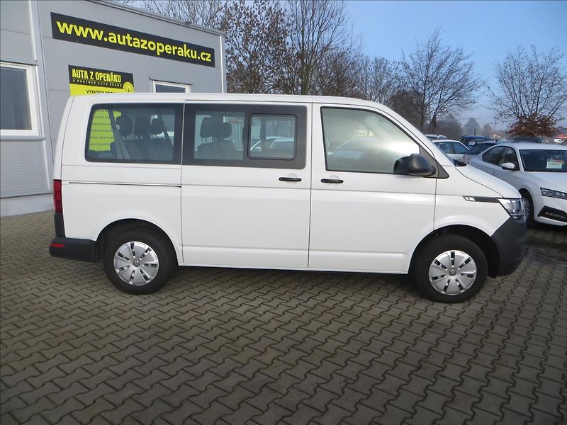 Volkswagen Transporter 2,0 TDI 110kW DSG7 - 9míst ČR - fotka 9 z 19