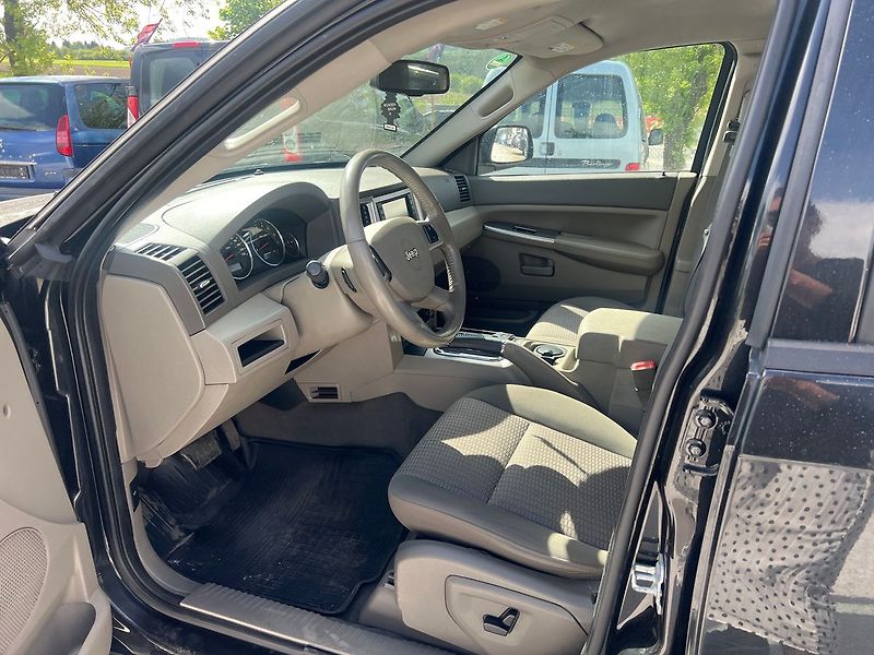 Jeep Grand Cherokee 3.0 CRD - fotka 6 z 14