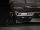 Volkswagen Passat Variant (2023) Business 2.0 TDI (110kW/150k) - náhled 24