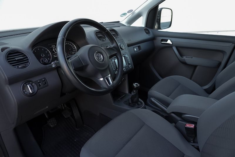 Volkswagen Caddy 1.2 TSi COMFORTLINE - fotka 15 z 31